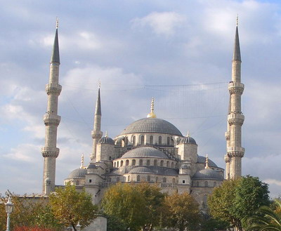 Айя-София сегодня. Мечеть и храм.